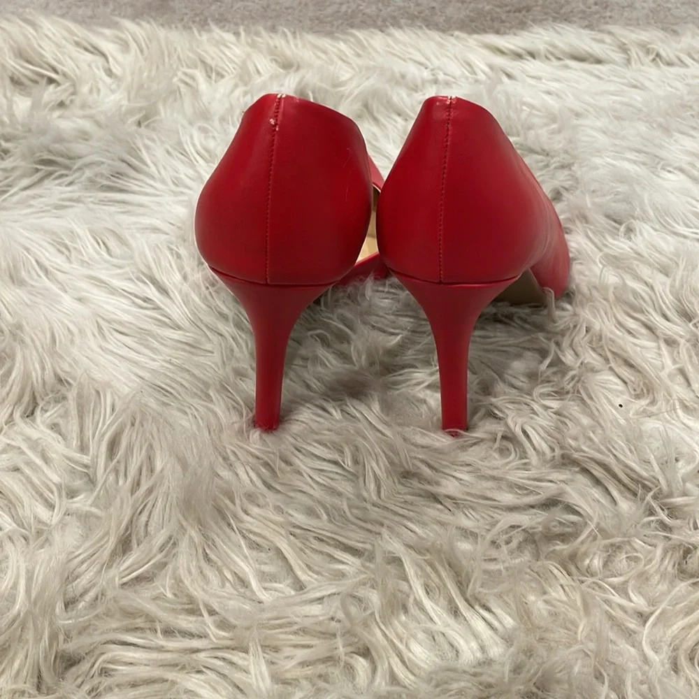 Red high heels size 9 - Picture 3 of 4